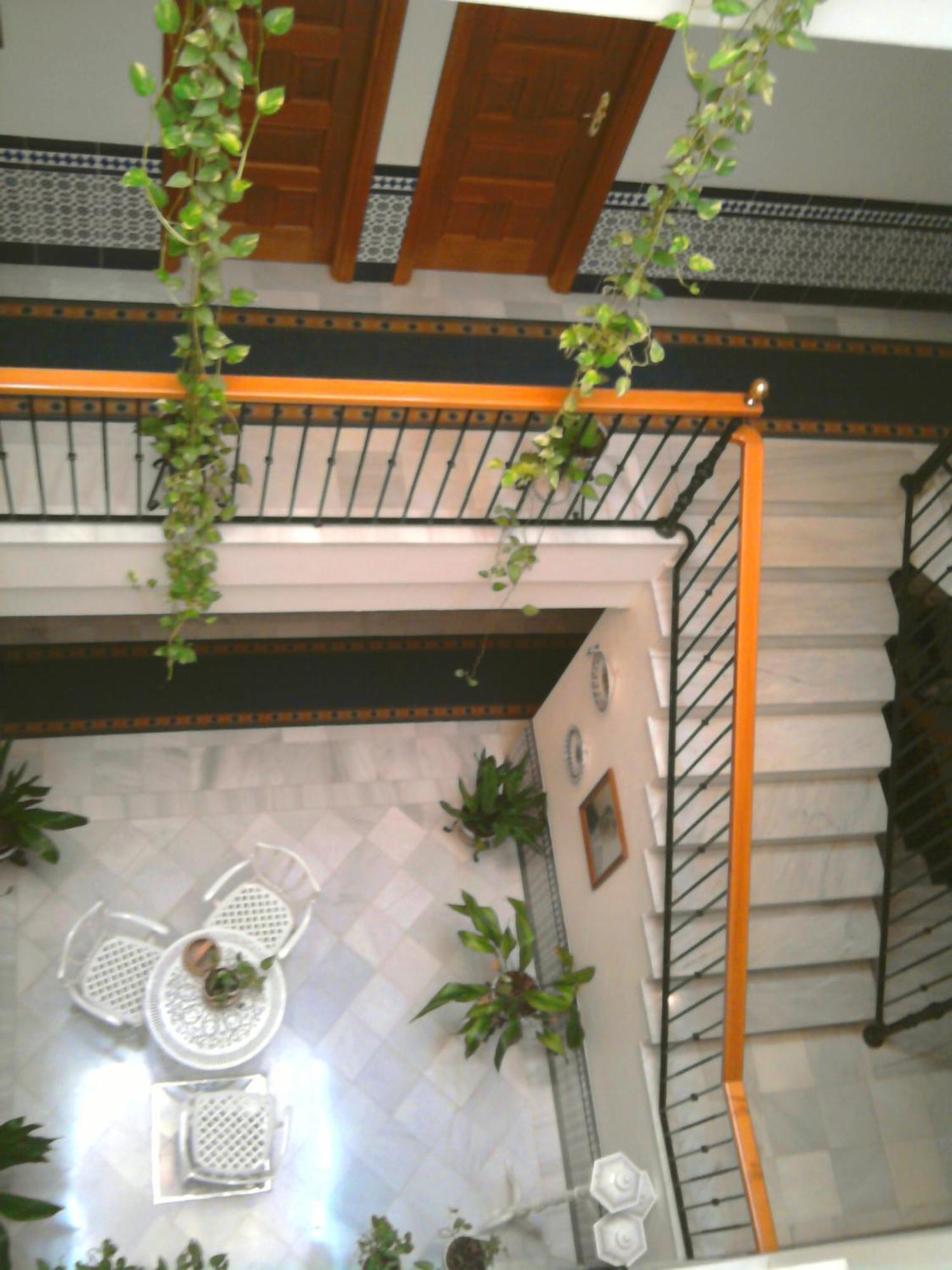 Hotel Mairena Mairena De Alcor Bagian luar foto