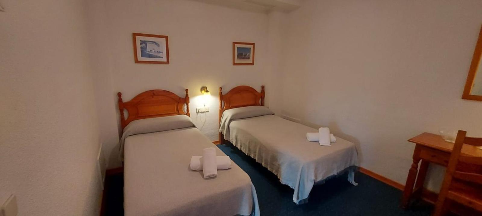 Hotel Mairena Mairena De Alcor Bagian luar foto