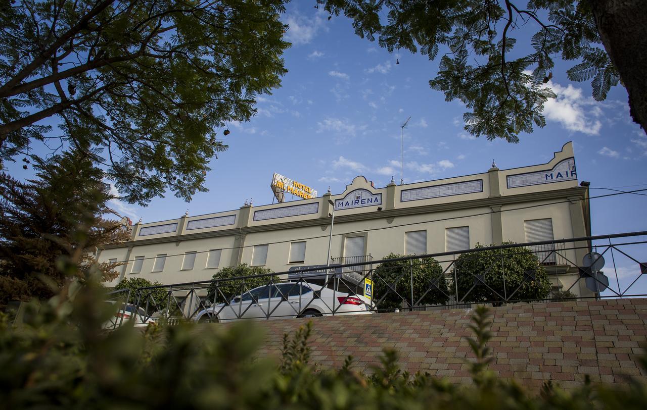 Hotel Mairena Mairena De Alcor Bagian luar foto